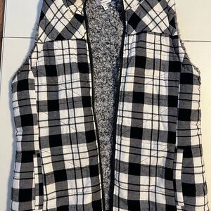 Maurices Checkered Black and White Fleece Vest